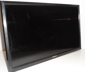 Monitor Samsung LT24E310EX 24" TV tuuneriga + pult + juhe (4 foto / 7)
