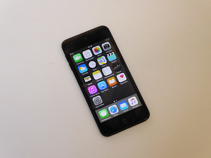 Apple iPod Touch 5 32GB (6 foto / 6)