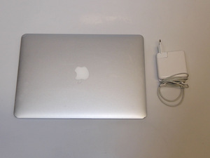 Sulearvuti Apple MacBook Air A1465 + laadija (5 foto / 6)