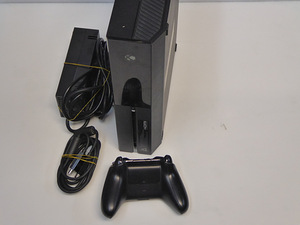 Mangukoonsol Microsoft Xbox One 500GB (4 foto / 6)