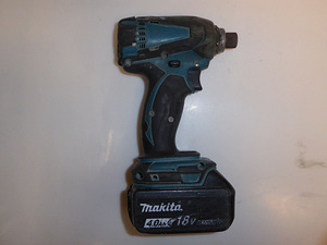 Akutrell Makita Makita DTD152 + Aku 4,0Ah (3 foto / 5)