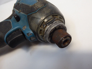 Akutrell Makita Makita DTD152 + Aku 4,0Ah (4 foto / 5)