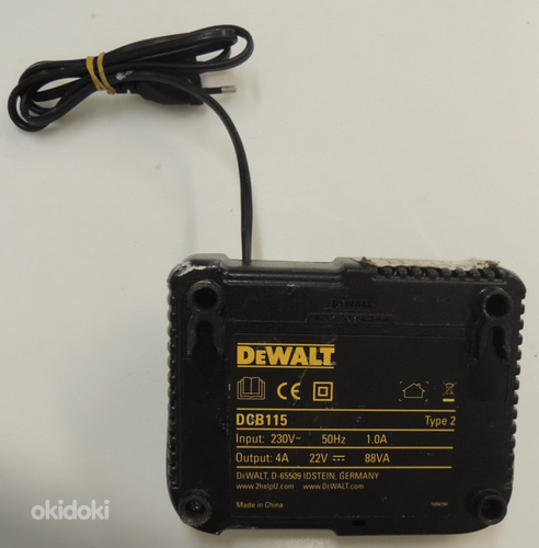 Акудрель Dewalt DCD796 + аку 5,0аЧ + Dewalt зарядка (фото #3)