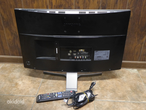 Телевизор Samsung S27D590C + пульт (фото #5)