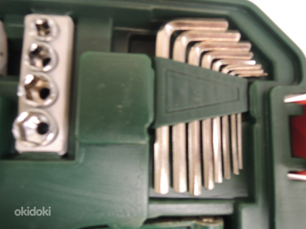 Комплект инструментов Bosch 111шт. + ящик (не полный набор) (фото #6)