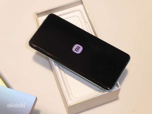 Смартфон Xiaomi Mi 10 8/256 ГБ + коробка (фото #6)