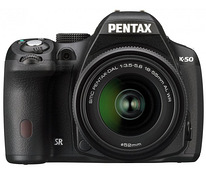 Peegelkaamera Pentax K-50 + 18-55mm + 50-200mm + laadija