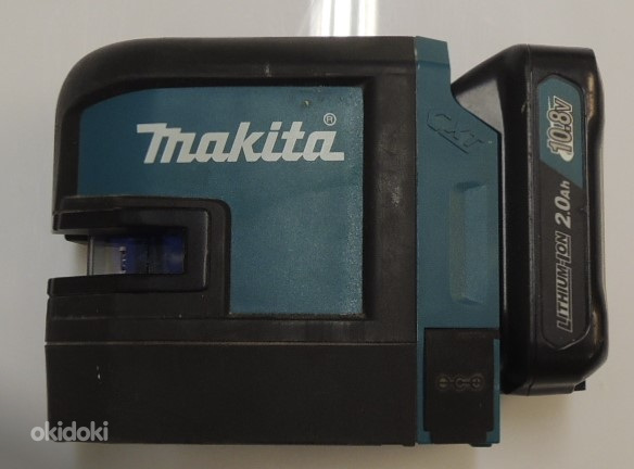Крестовой лазер Makita SK105D + ак 2,0Ач + насадки + сумка (фото #4)