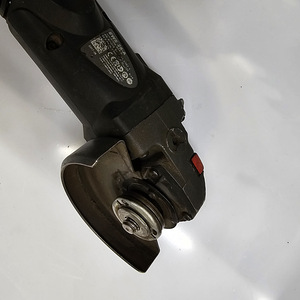 Relakas Würth EWS 28-A + Aku 28v 3,0Ah 2tk + Laadija (5 foto / 5)