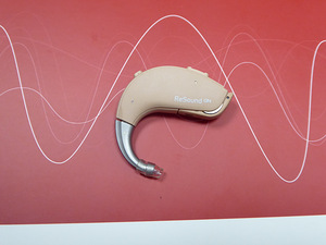 Kuuldeaparaat Resound KE288-DWH + karp + ostutsekk (5 foto / 6)
