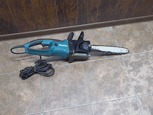 Kettsaag Makita UC3530A (5 foto / 5)