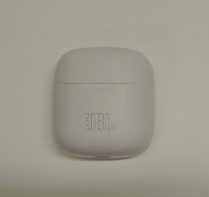 Bluetooth наушники JBL Tune 220TWS + док (2 фото из 6)