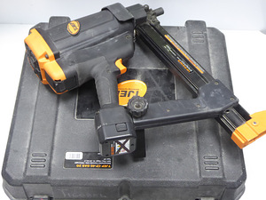 Betooninaelapüss TJEP CP-40 GAS 2G + kohver + laadija (4 foto / 5)