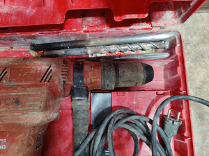 Перфоратор Hilti TE60 + Кейс (4 фото из 5)