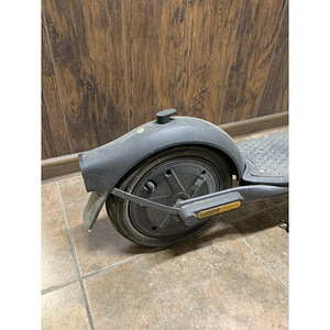 Электро-самокат Ninebot by Segway KickScooter F2 Pro (5 фото из 5)