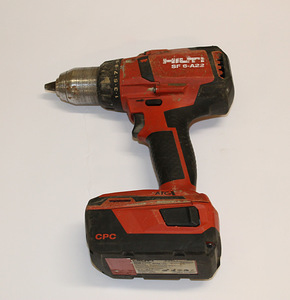 Akutrell Hilti SF 6-A22 + aku 4,0Ah (2 foto / 5)