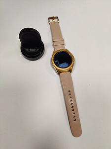 Nutikellad Samsung Galaxy Watch 1Gen 42mm + Laadija (2 foto / 5)