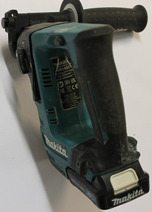 Аккумуляторный перфоратор Makita HR140D + зарядка + чемодан (7 фото из 7)