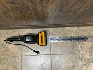 Кусторез Clint CL-HT500 (3 фото из 5)