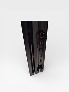 Mängukonsool Sony Playstation 4 Pro 1 TB + Juhe + Pult (3 foto / 5)