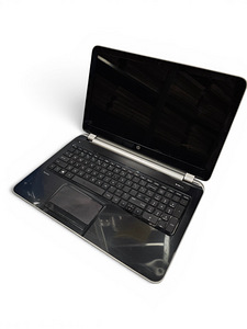 Sülearvuti HP Pavilion 15-N252 SY + Laadija (1 foto / 7)