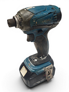 Akutrell Makita BTD146 + aku 5.0Ah (1 foto / 5)
