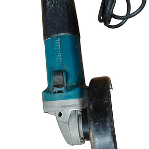 Relakas Makita 9558HN (4 foto / 5)