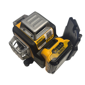 Nivelir DeWalt 089LG + 2,0Ah (1 foto / 5)