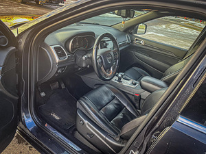Jeep Grang Cherokee 2013 (8 foto / 11)