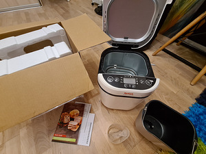 Хлебопечка Tefal Pain Dore, 700 Вт (4 фото из 4)