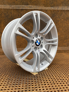 BMW Style 350 veljed r18 (4 foto / 4)