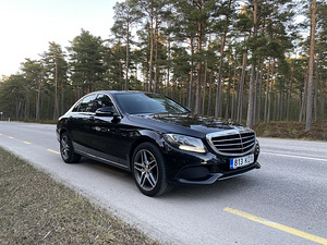 Mercedes benz c200d (1 foto / 12)