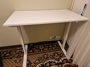 Reguleeritav laud 120x70 (1 foto / 3)