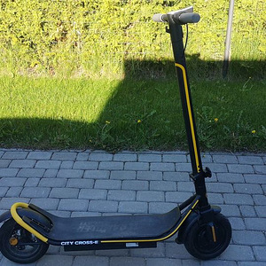 Ducati City Cross-E elektriline tõukeratas (4 foto / 7)
