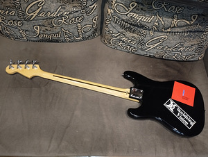 Samick “Spaghetti” logo Medium Scale Precision Bass (6 foto / 9)