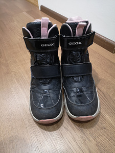 Geox 35, talve saapad (2 foto / 2)