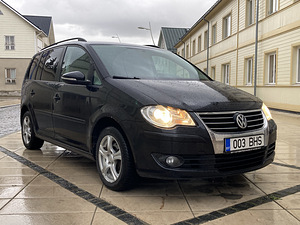 Vw Touran 2009 (1 foto / 10)
