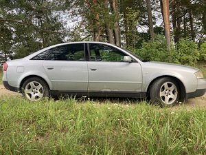 Audi A6 (4 foto / 7)