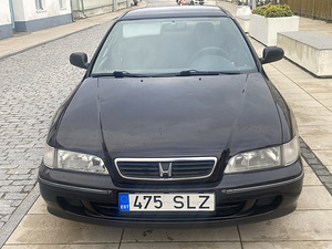 Honda Accord (5 foto / 11)