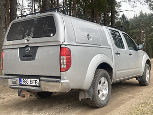 Nissan Navara (5 foto / 8)