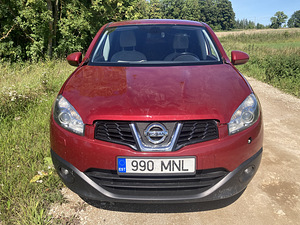 Nissan Qashqai (2 foto / 8)