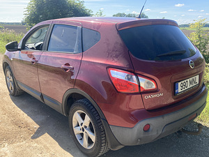 Nissan Qashqai (3 foto / 8)