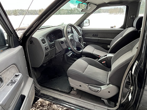 NISSAN NP300 KCAB LS 143000 (9 foto / 9)