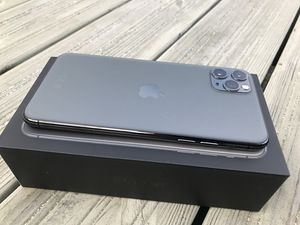 iPhone 11 Pro Max 256 Gb (5 фото из 5)