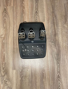 Logitech G923 Racing for Xbox (2 foto / 6)