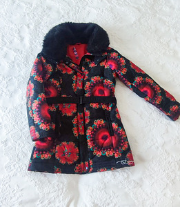 K/S Desigual mantel suurus 146-152 sm (1 foto / 3)