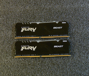 Gigabyte B550 Aorus, Ryzen5 5600G, DDR4 RGB 16GB, SSD M.2 (7 foto / 10)