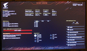Gigabyte B550 Aorus, Ryzen5 5600G, DDR4 RGB 16GB, SSD M.2 (10 foto / 10)