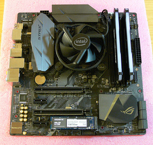 ASUS Z370-G Gaming, i7-9700,DDR4-3000 RGB 16GB,SSD M.2 256GB (4 foto / 10)