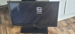 Продается 32" LG Full HD Smart TV 32LV3550 (1 фото из 5)